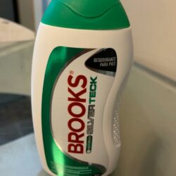Talco BROOKS